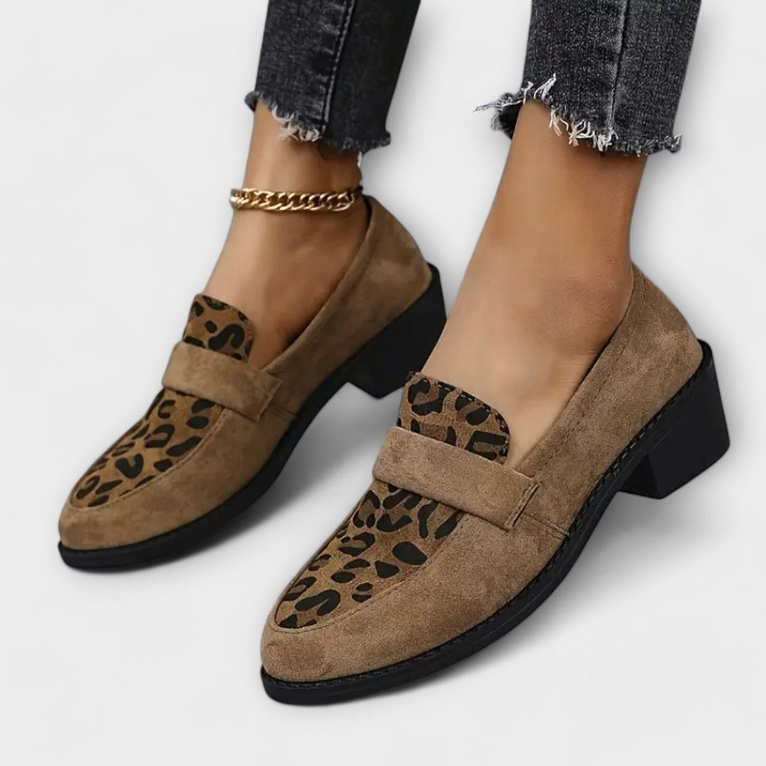 Kamila - Elegáns cipő leopárd mintával