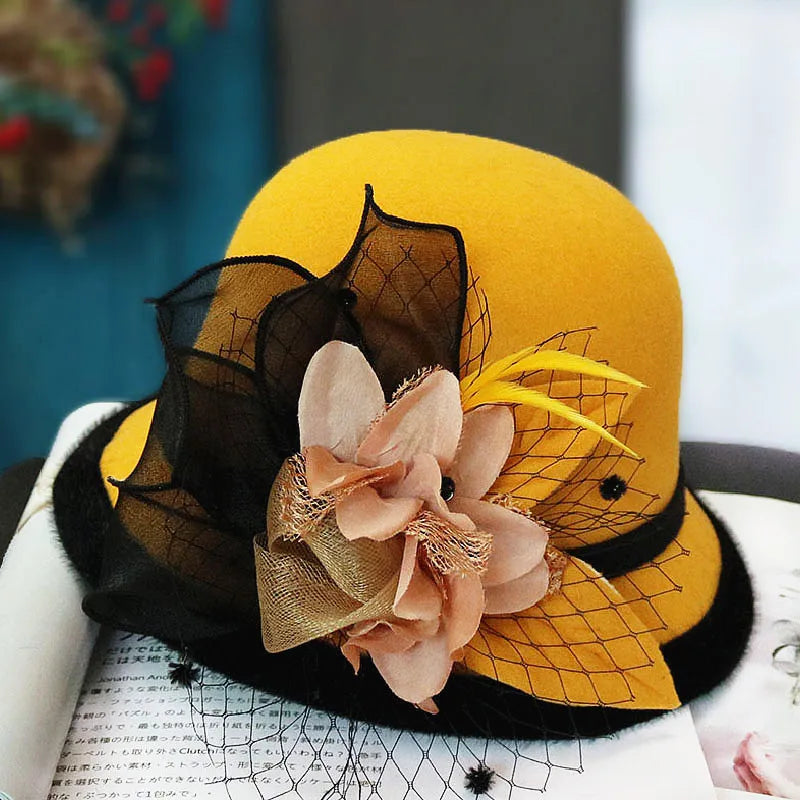 Női virágos melónkalap