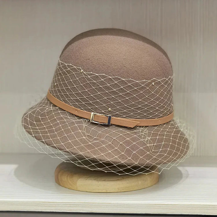 Gyapjúból készült keménykalap – retro