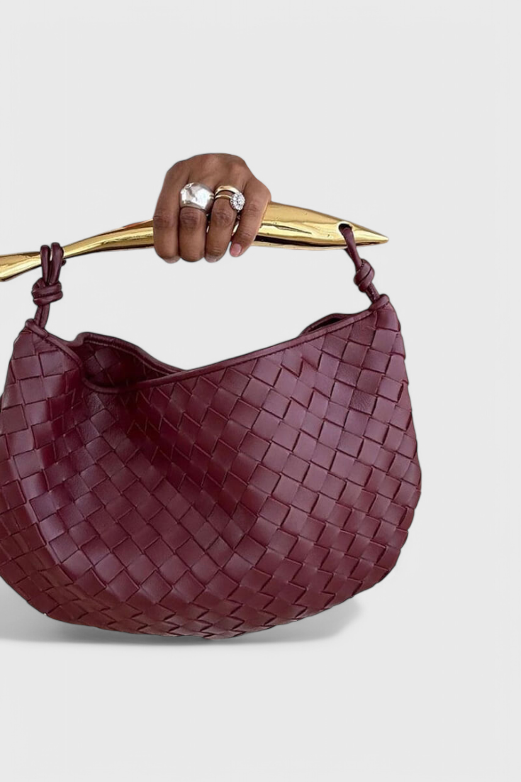 Gerda Bolso Woven táska arany fogantyúval