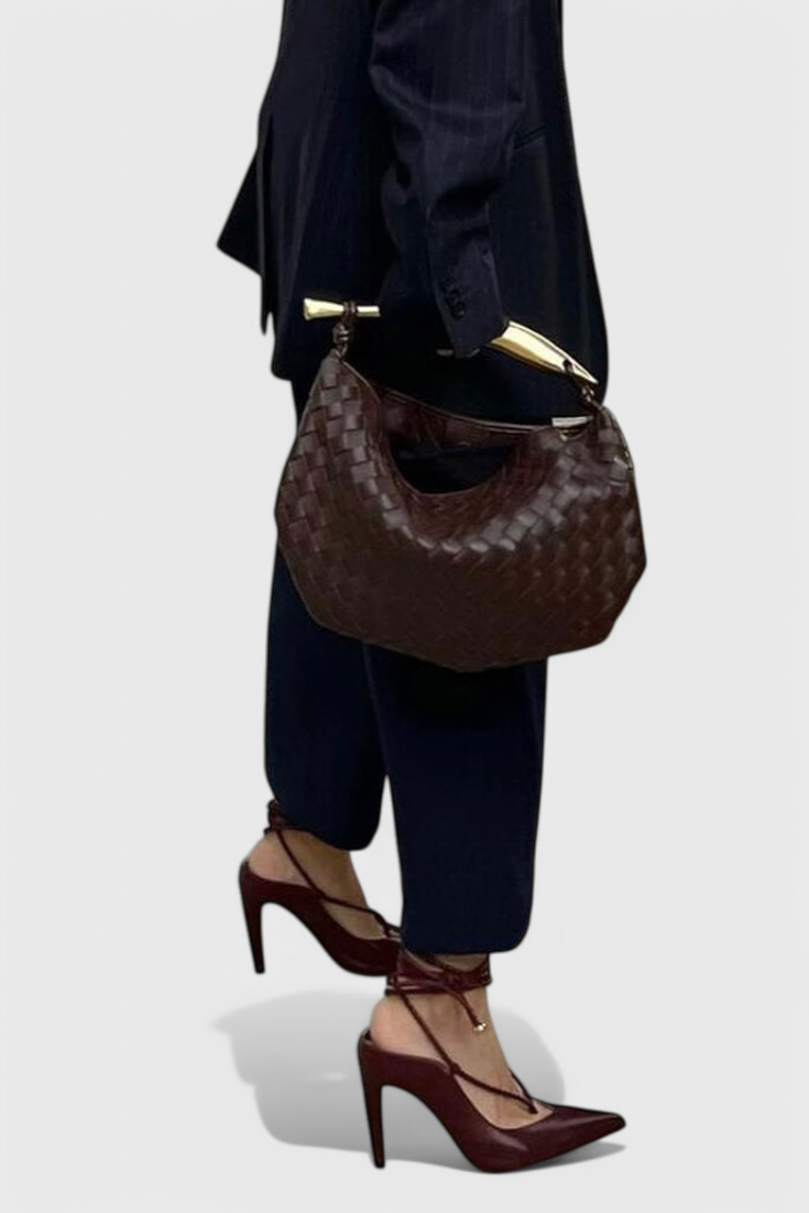 Gerda Bolso Woven táska arany fogantyúval
