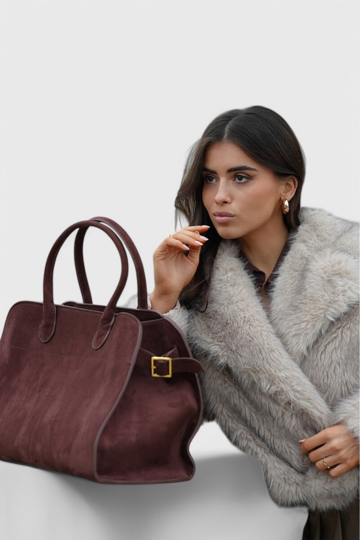 Tote Harlow