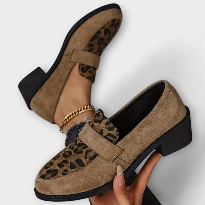 Kamila - Elegáns cipő leopárd mintával