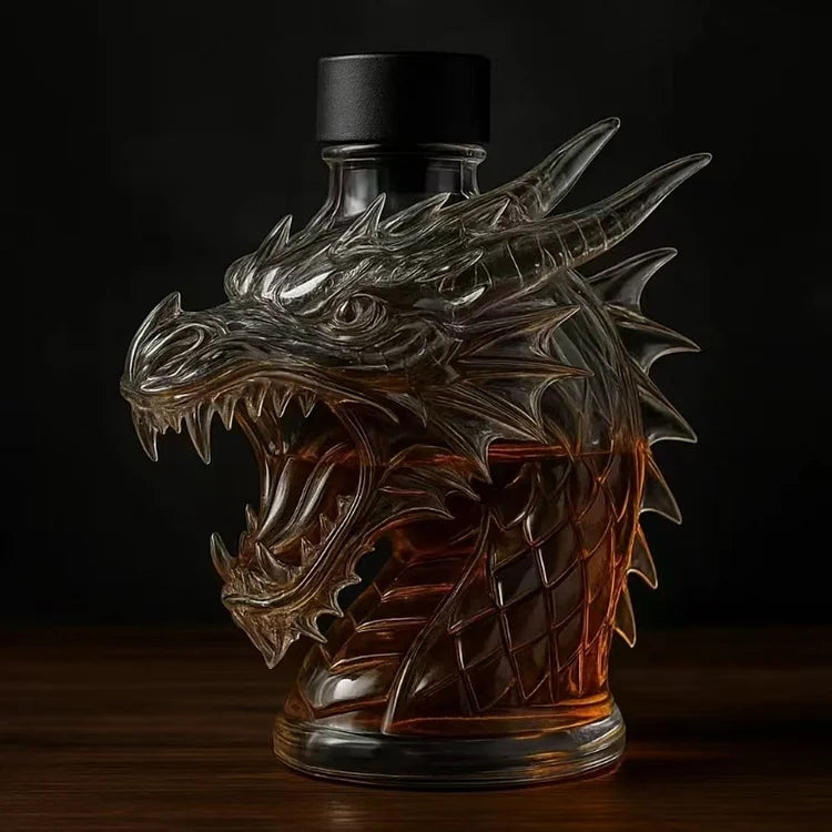 Sárkányfej formájú whisky kancsó